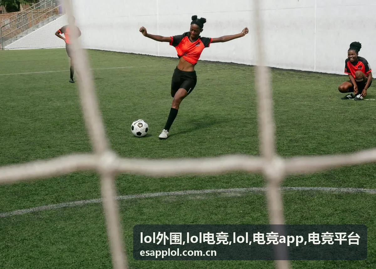 电竞app体验维度与lol内容入口封面